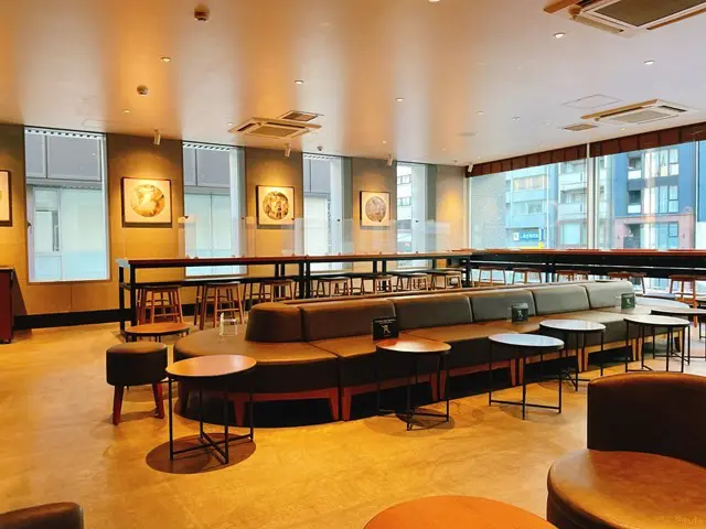 スターバックス渋谷2丁目店の店内